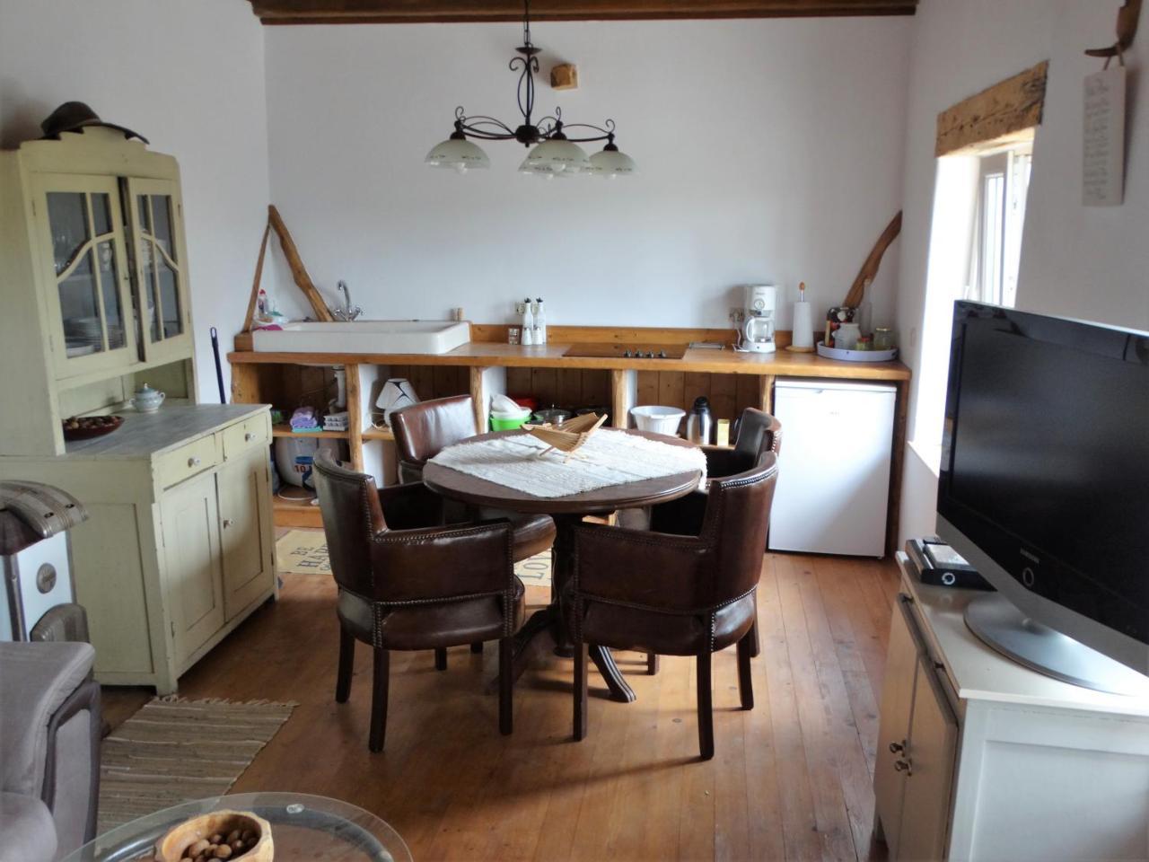 Guest House Biekorf Kostandenets Bagian luar foto